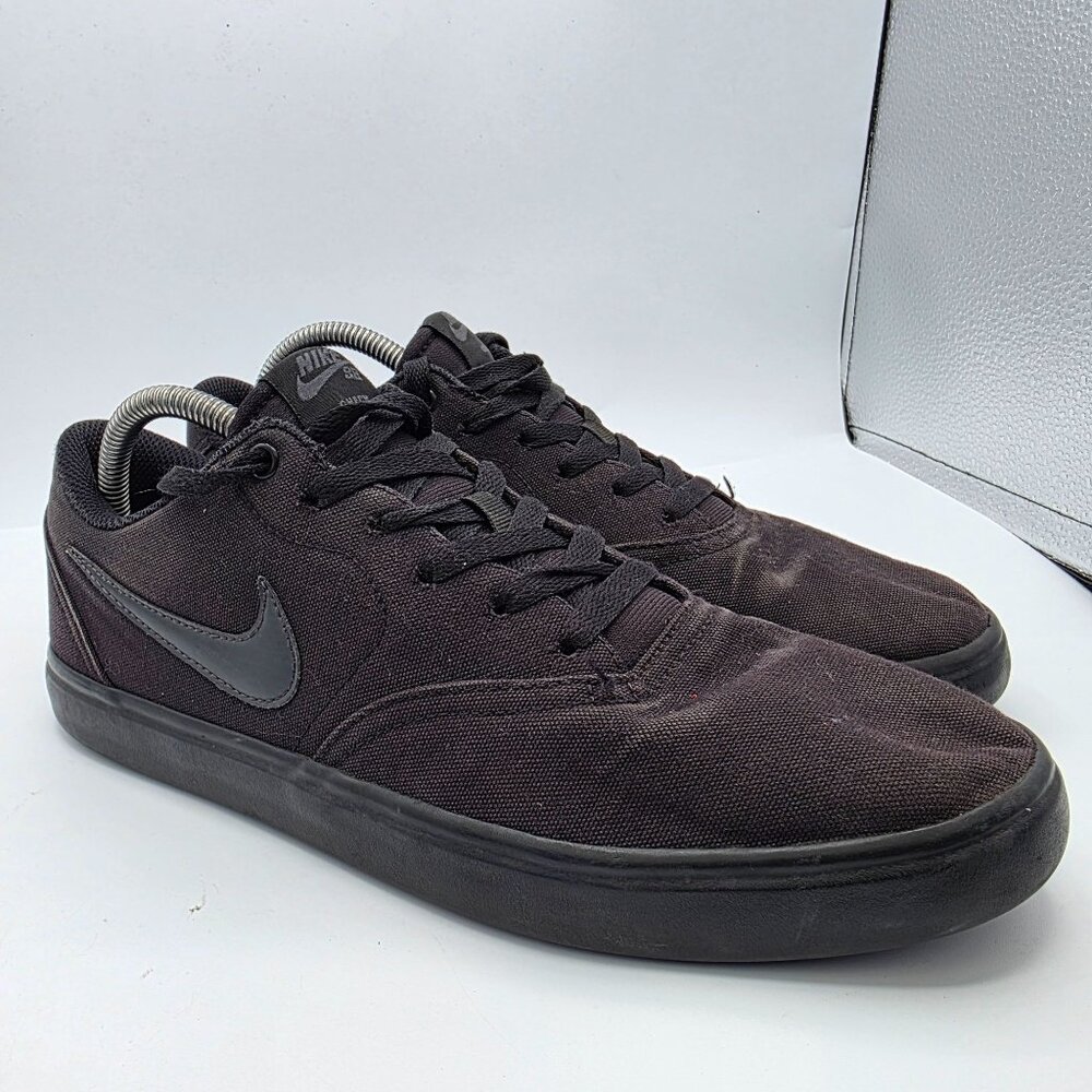 Nike SB Check Solarsoft Mens Size 9.5 Triple Black Sneaker Shoes Casual Athletic